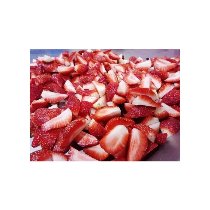 Fennec Frozen Sliced Strawberries